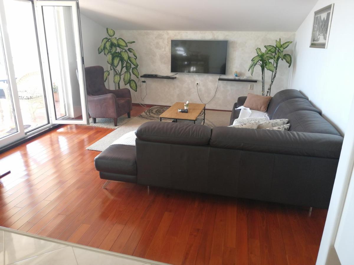 Holiday Home Marincello Solin Esterno foto
