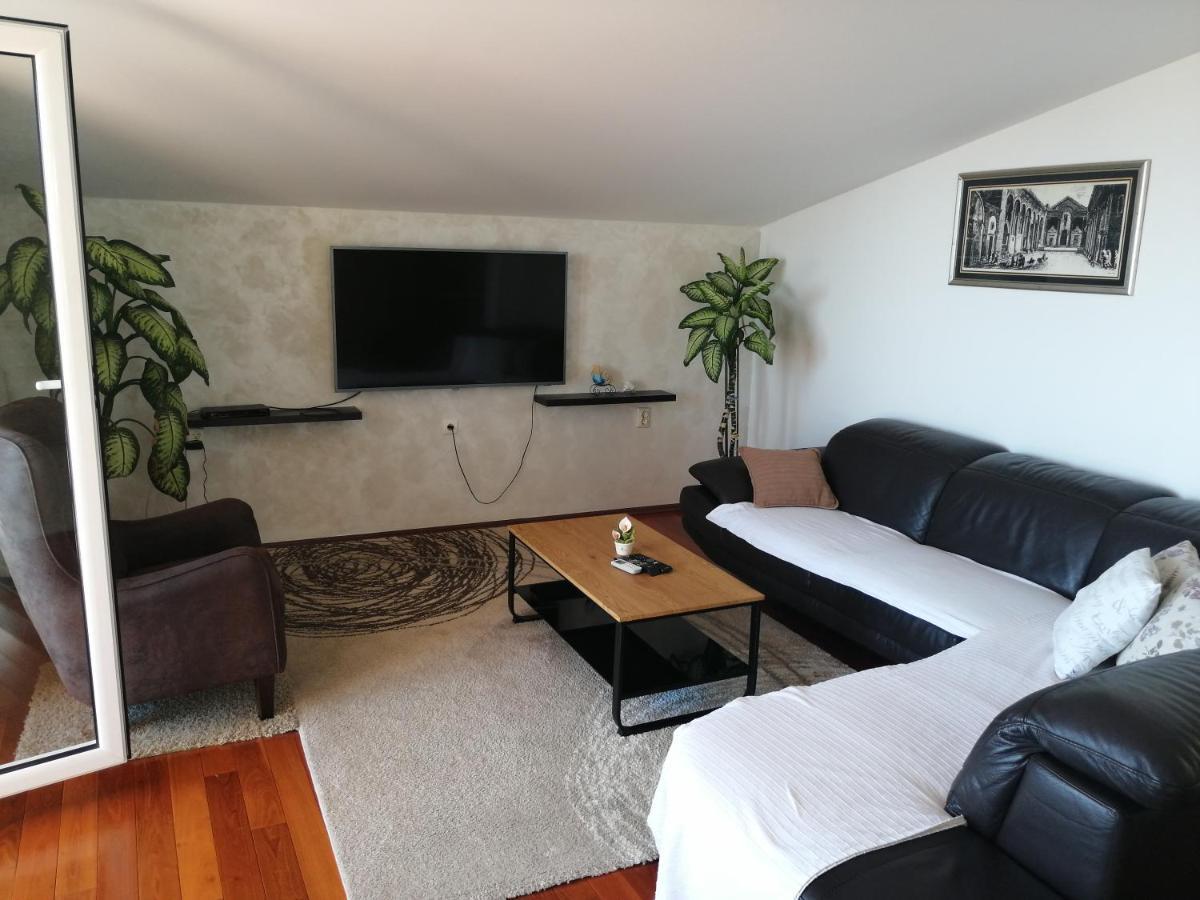 Holiday Home Marincello Solin Esterno foto