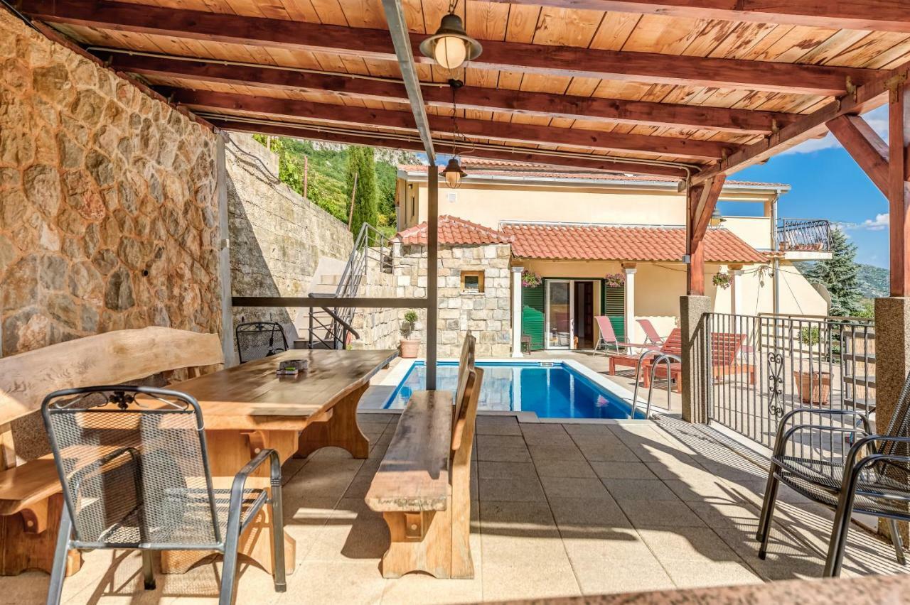 Holiday Home Marincello Solin Esterno foto